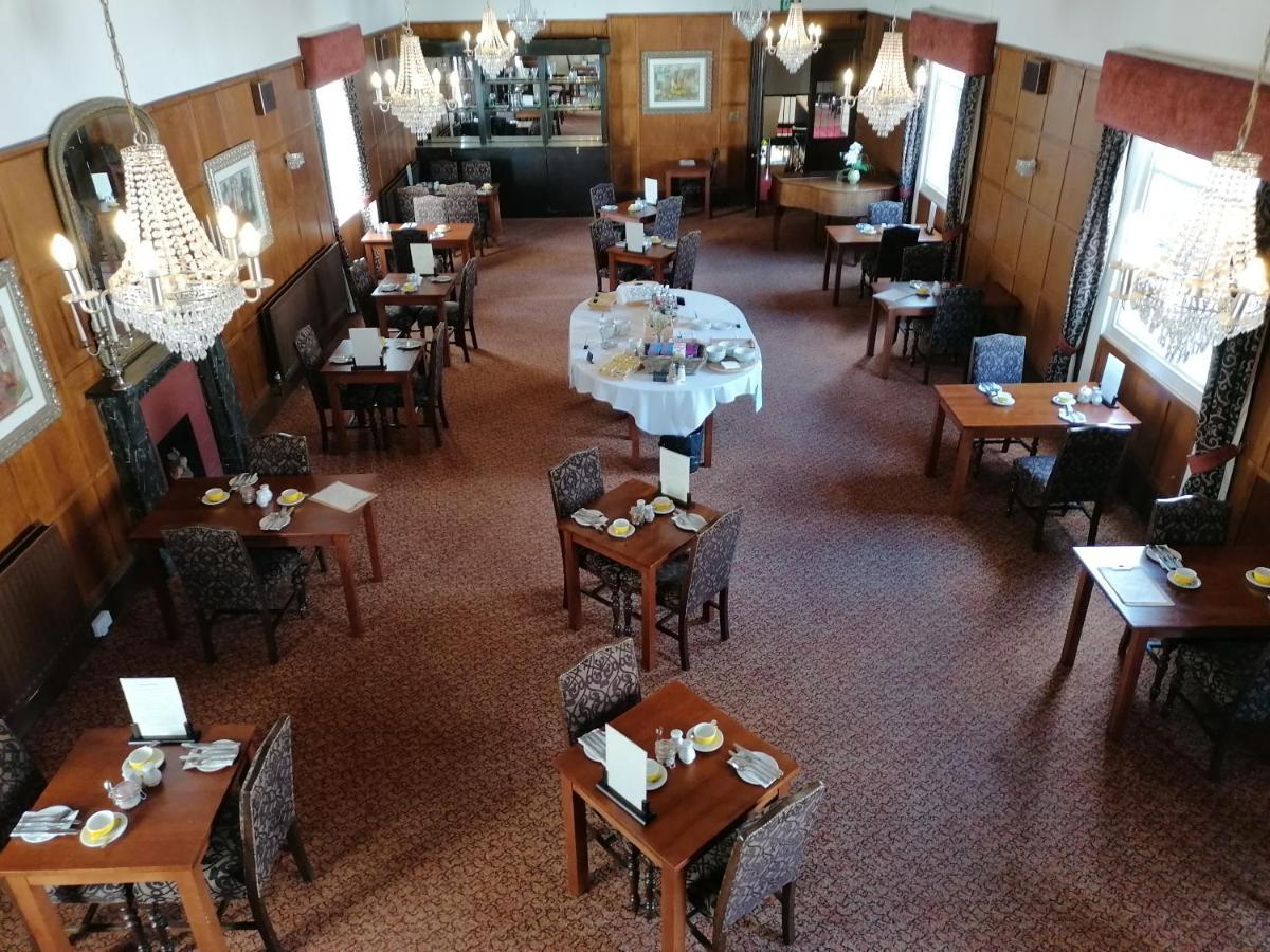 The Royal Lion Hotel ไลม์รีจิส ภายนอก รูปภาพ