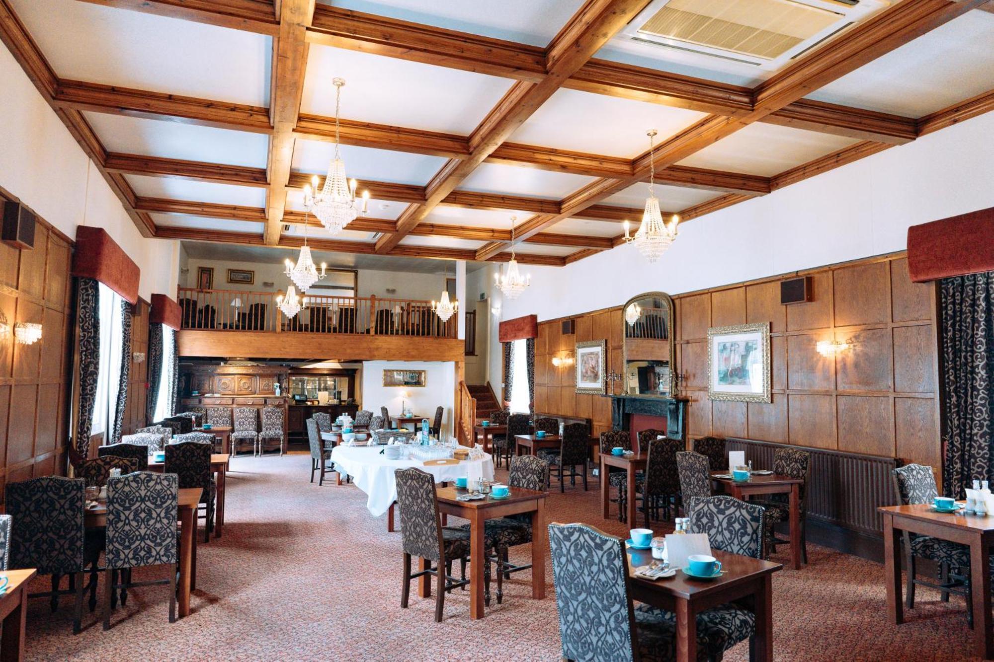 The Royal Lion Hotel ไลม์รีจิส ภายนอก รูปภาพ